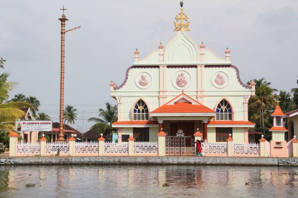 Eglise dans les Backwaters du Kerala