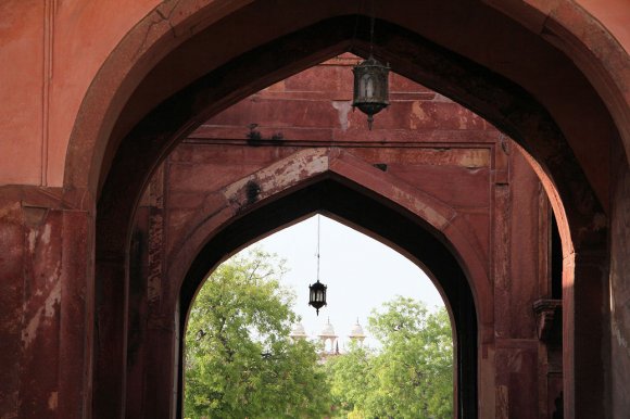 Fort Rouge - Moti Masjid (mosquée) au fond