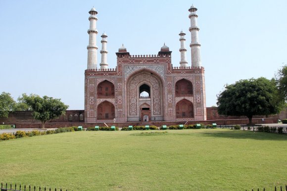 Tombe de Akbar - Porte