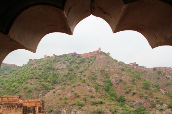 Fort de Jaigarh, vu depuis le palais de Amber