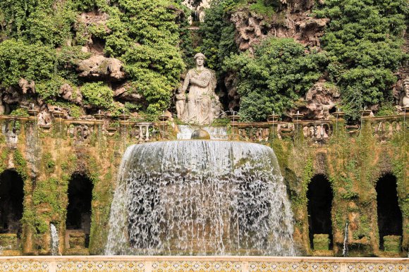 Villa d'Este - Fontana dell Ovato